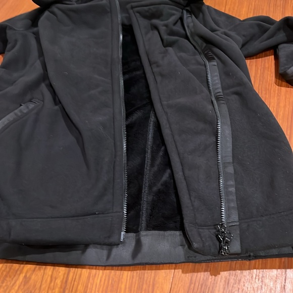 Lululemon size 8 black winter jacket - Picture 11 of 13